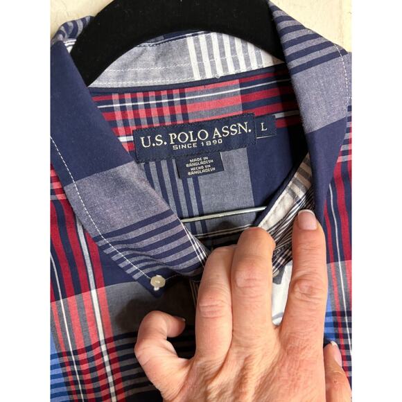 US POLO ASSN. Men's RED WHITE AND BLUE PLAID MADRAS WOVEN SHIRT Large - Picture 3 of 6